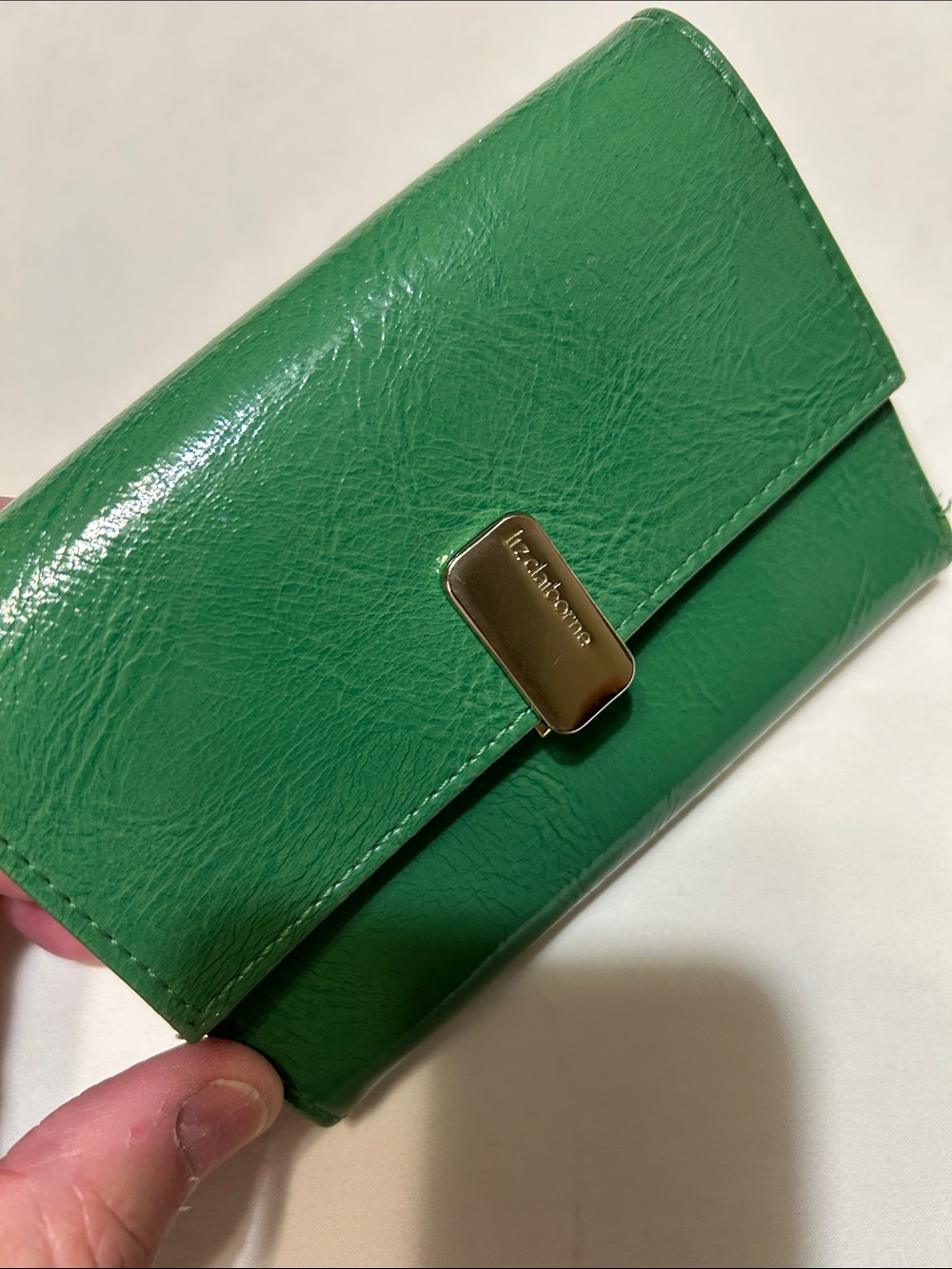 Liz Claiborne Emerald Green Leather Fold Wallet with Gold Tone Clasp
